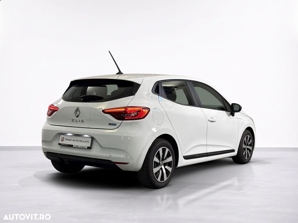 Renault Clio - 6