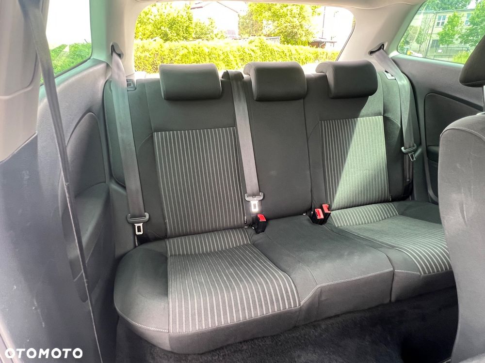 Volkswagen Polo - 13