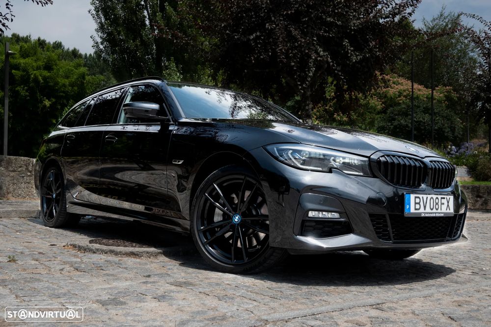 BMW 330 e Touring Pack Desportivo M Auto - 1