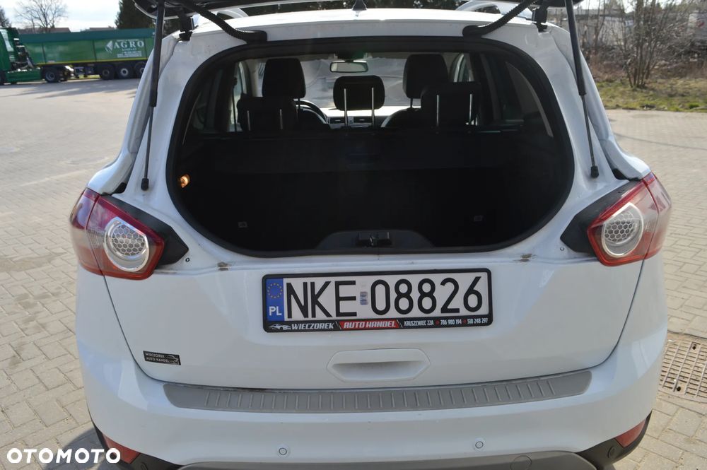 Ford Kuga 2.0 TDCi 2x4 Titanium - 13