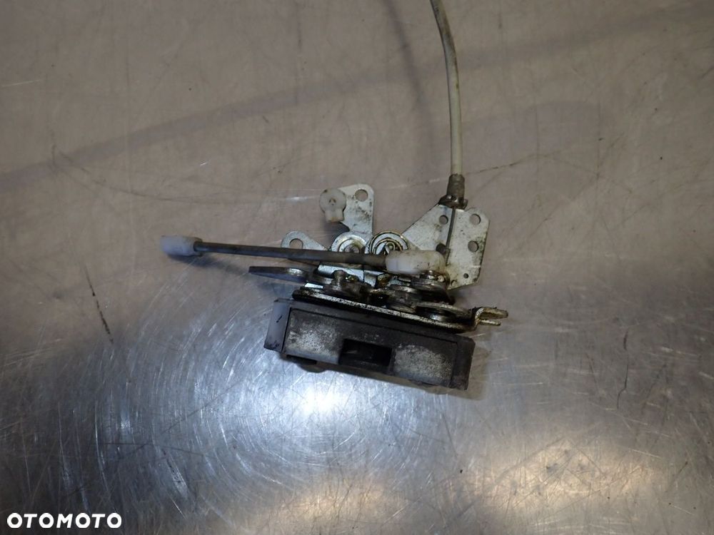 ZAMEK PRAWY PRZÓD DRZWI SKODA FAVORIT - 3