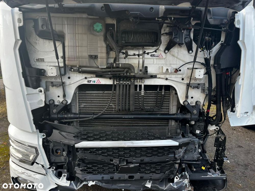 DAF XG - 8