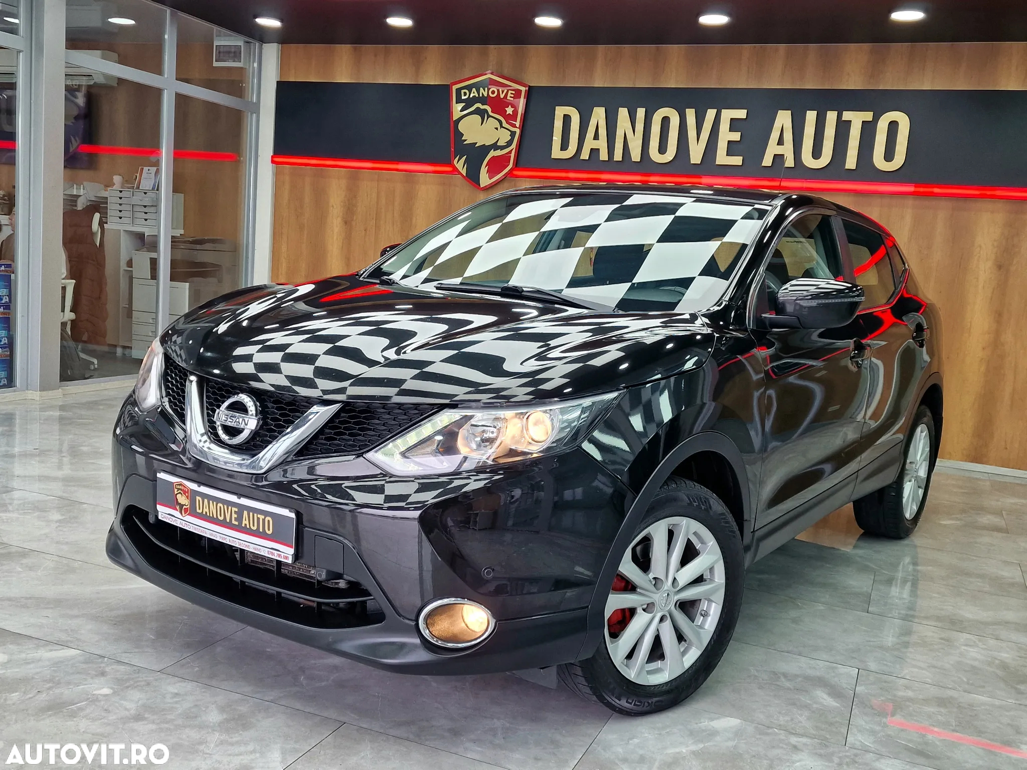 Nissan Qashqai 1.6 DCI Start/Stop X-TRONIC N-Connecta - 9