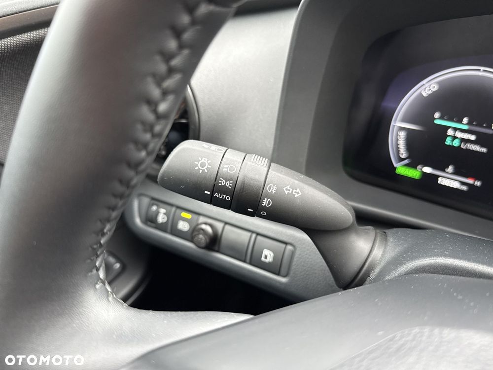 Toyota C-HR 1.8 Hybrid Style - 22