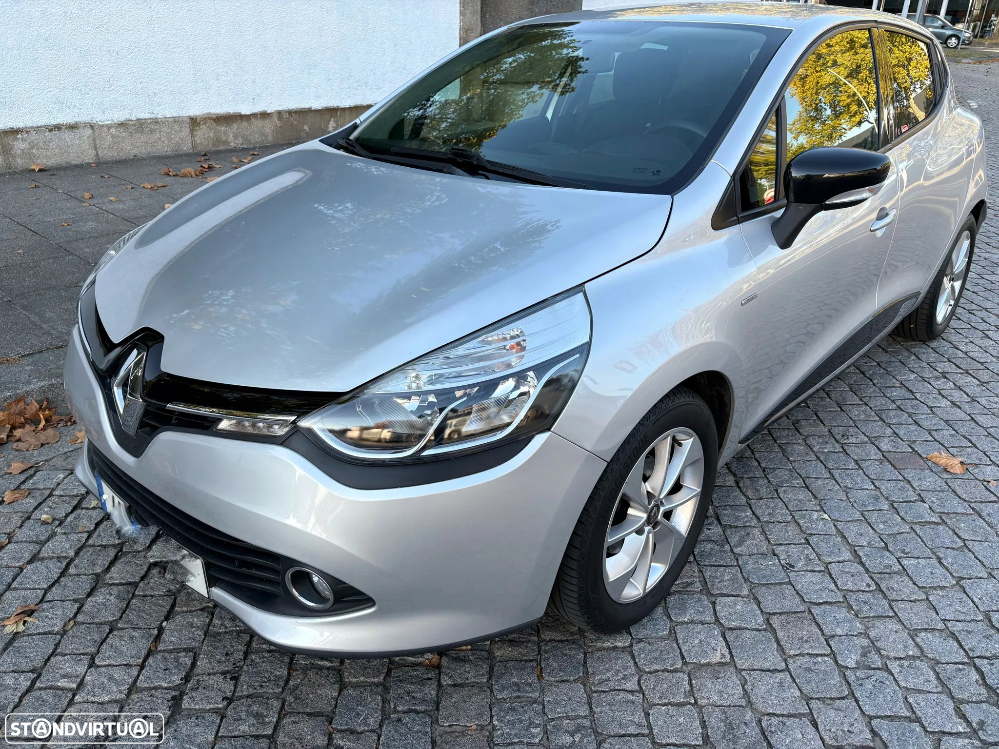 Renault Clio 0.9 TCe Limited Edition - 11
