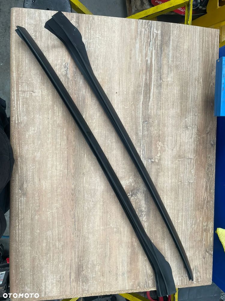 BMW X4 G02 USZCZELKA LISTWA SZYBY CZOLOWEJ LEWA PRAWA - 1