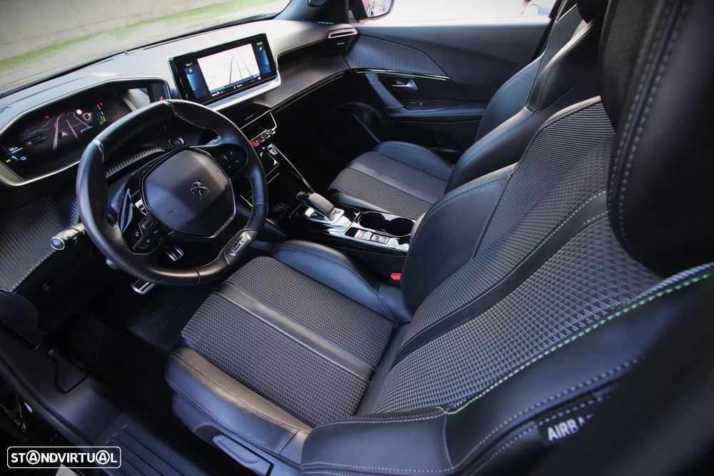 Peugeot e-2008 50 kWh GT Line - 8