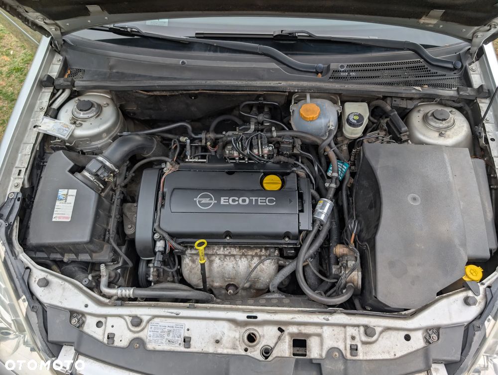 Opel Vectra 1.8 Essentia - 14