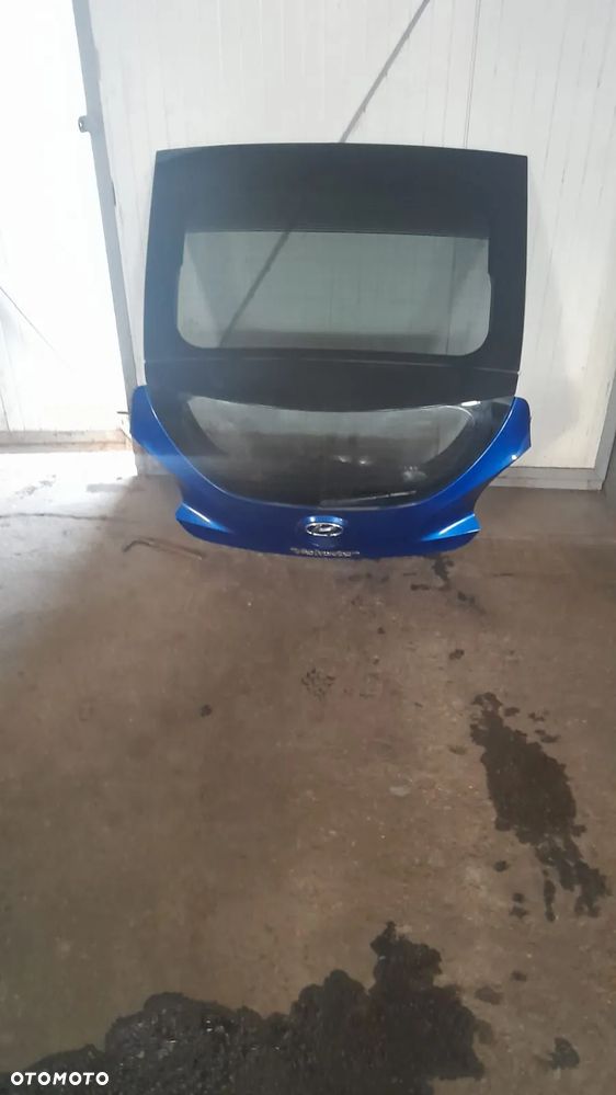 Hyundai Veloster klapa - 1