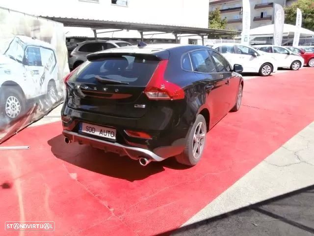 Volvo V40 2.0 D2 R-Design - 7