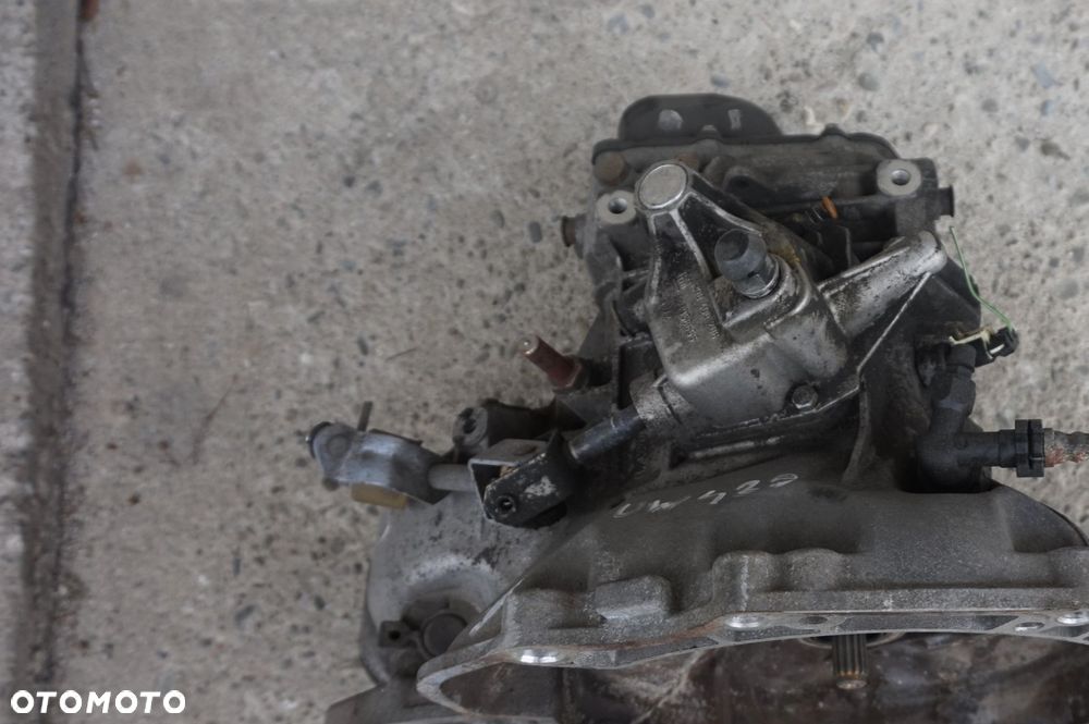 SKRZYNIA 1.2 16V 2UW429 OPEL CORSA D - 2