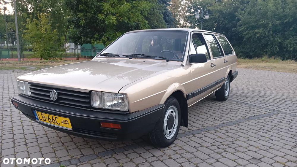 Volkswagen Passat 1.6 CL D - 3