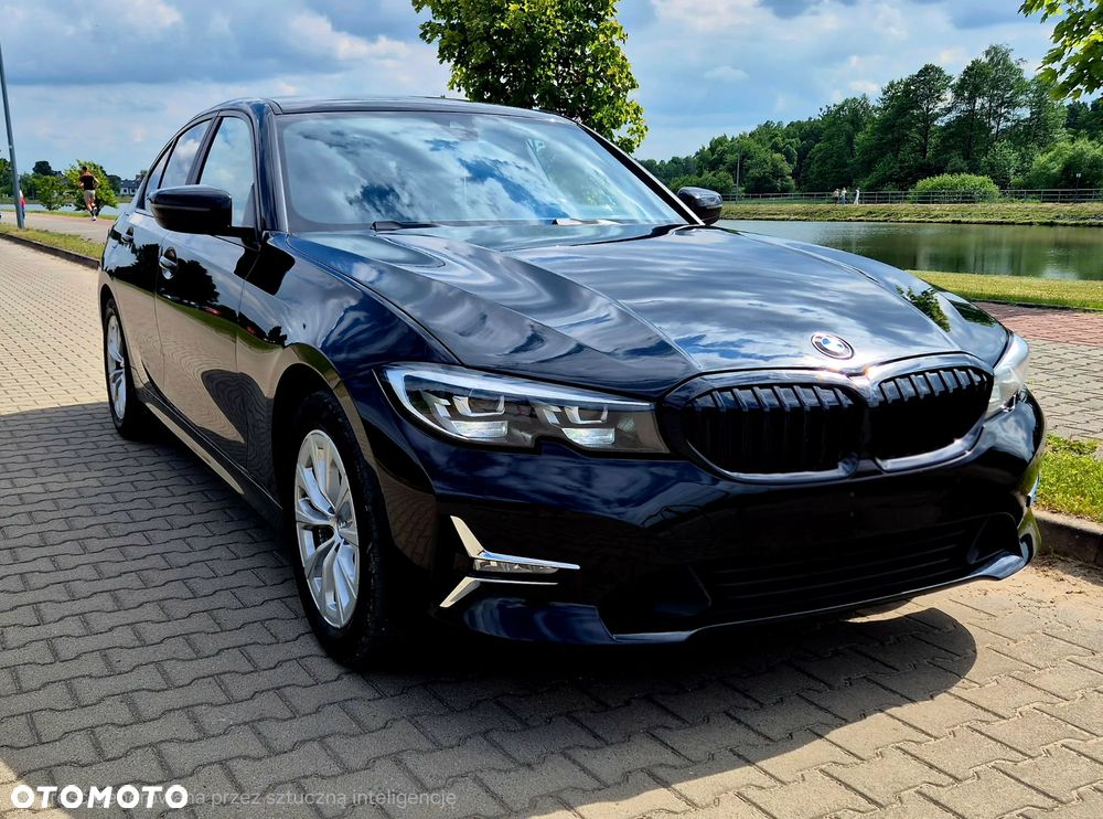 BMW Seria 3 318i - 16