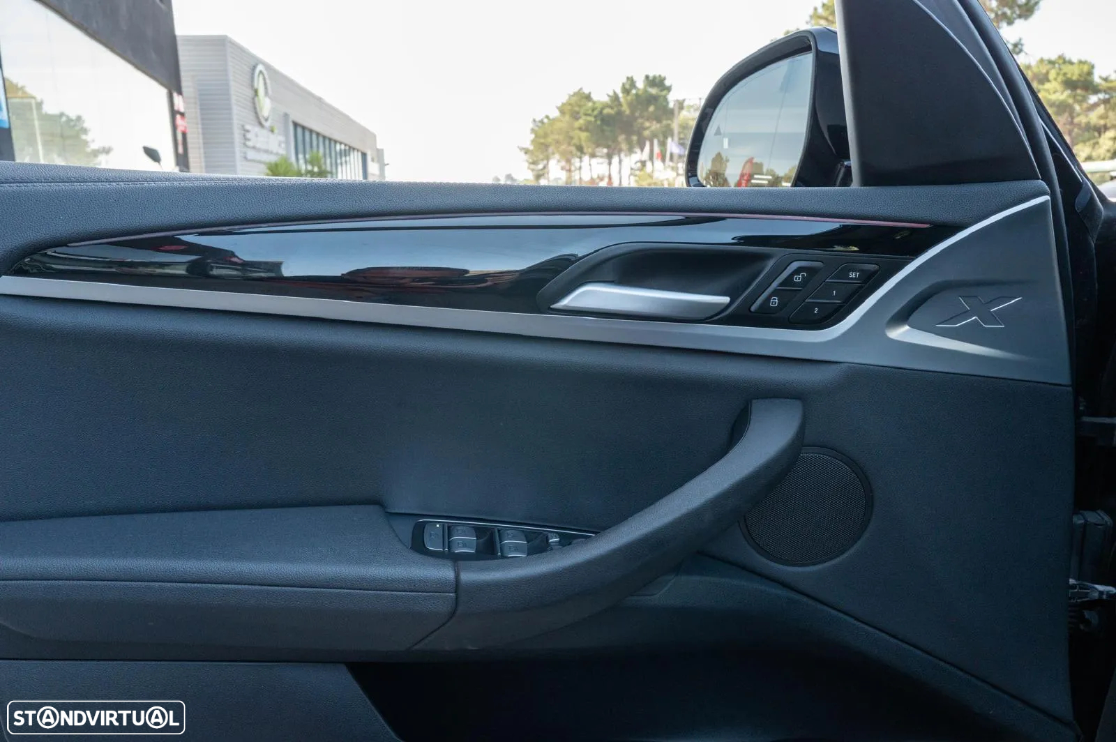 BMW iX3 Inspiring - 16