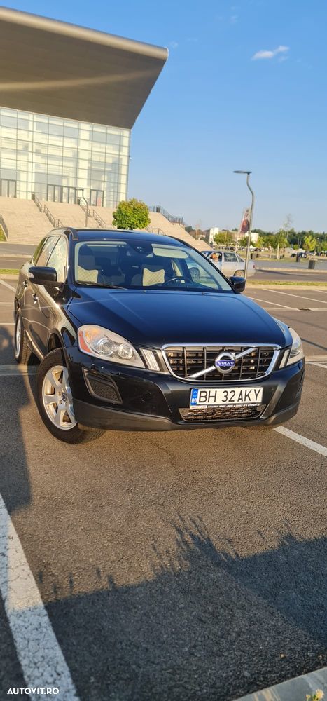 Volvo XC 60 2.4D AWD Momentum - 2