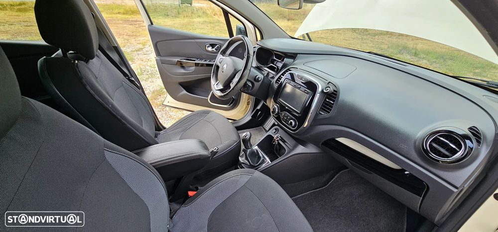 Renault Captur 1.5 dCi Exclusive - 20