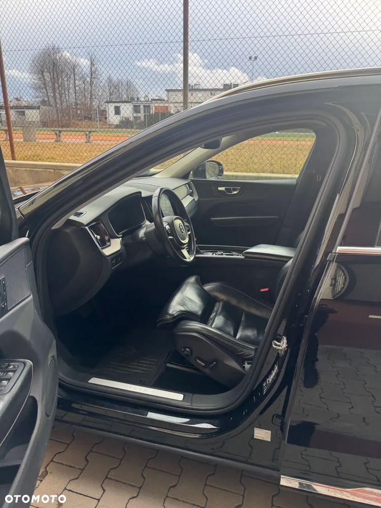 Volvo XC 60 D5 AWD Inscription - 6