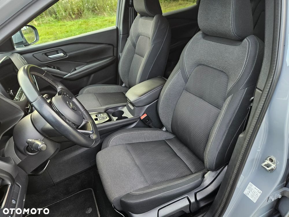 Nissan Qashqai 1.3 DIG-T N-CONNECTA - 22