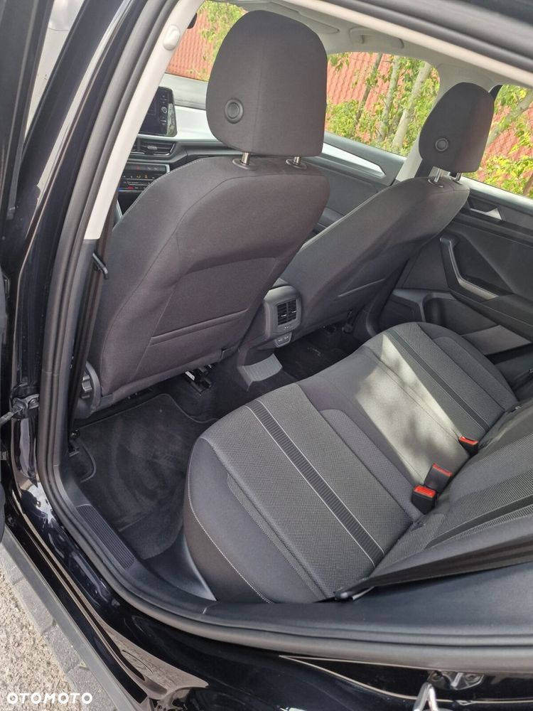 Volkswagen T-Roc - 14