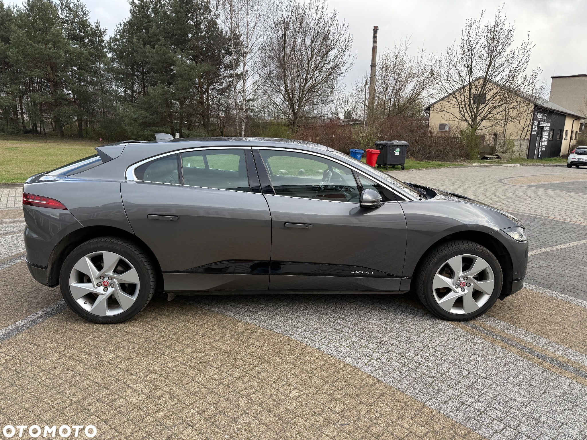 Jaguar I-Pace EV400 AWD SE - 8