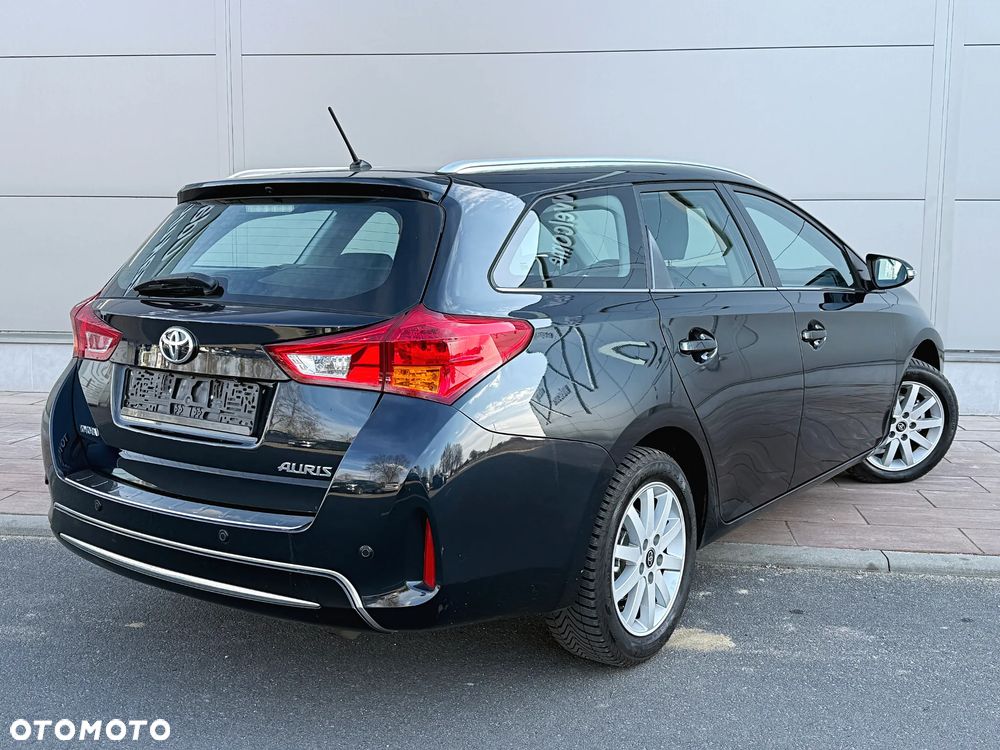 Toyota Auris 1.6 Life+ - 8
