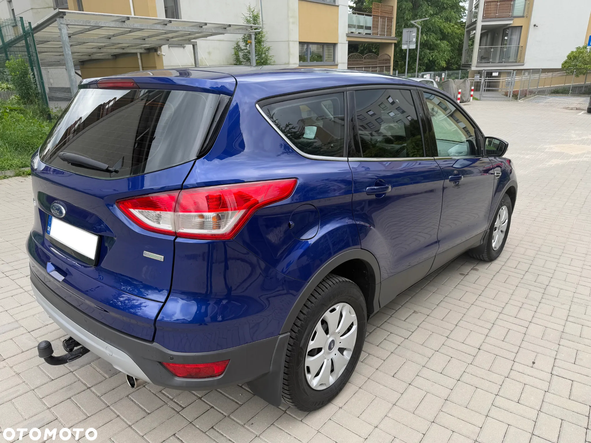 Ford Kuga 1.5 EcoBoost 2x4 Titanium - 4