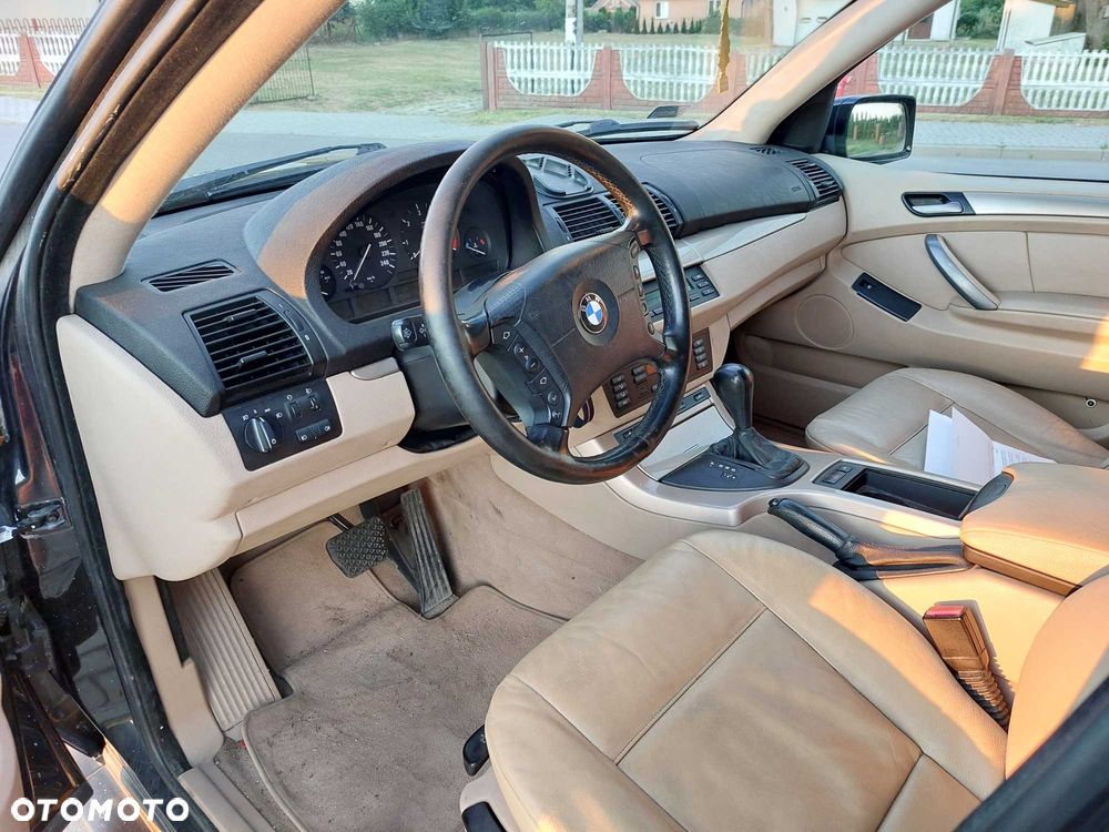 BMW X5 - 6