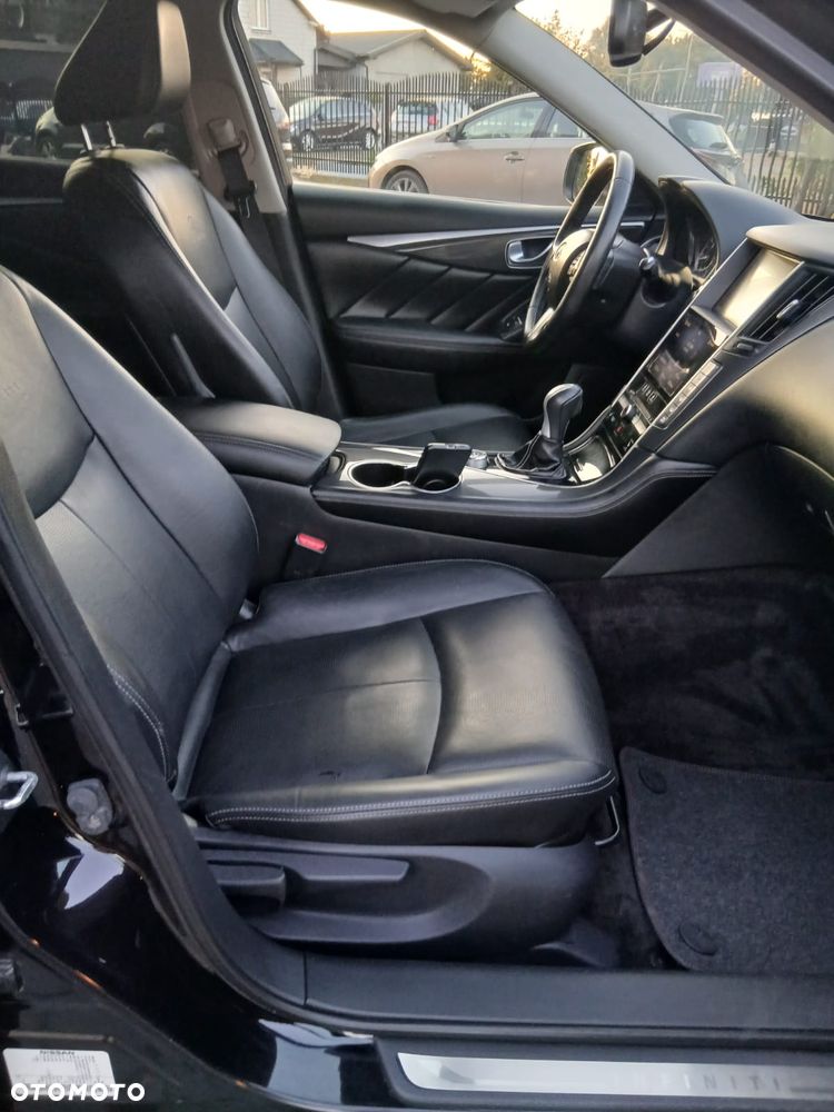 Infiniti Q50 - 23