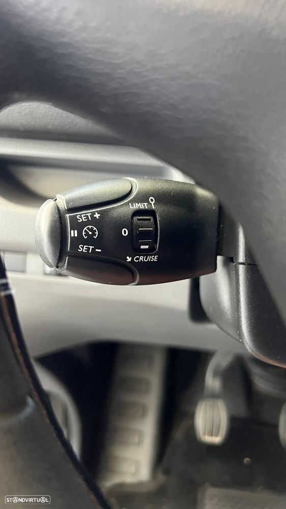 Citroën Jumpy 2.0  BlueHDI M 150cv C/Sistema de Frio - 14