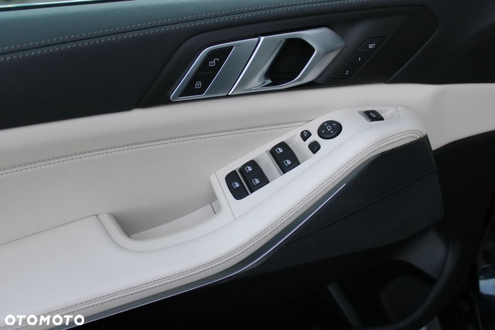 BMW X5 xDrive25d sport - 14