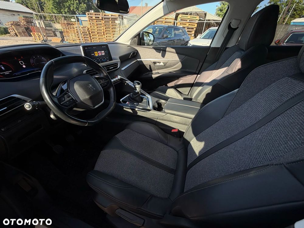 Peugeot 3008 BlueHDi 130 Stop & Start Allure - 26