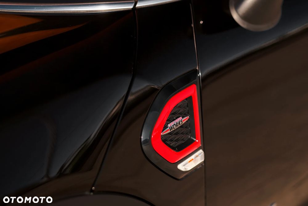 MINI John Cooper Works - 3