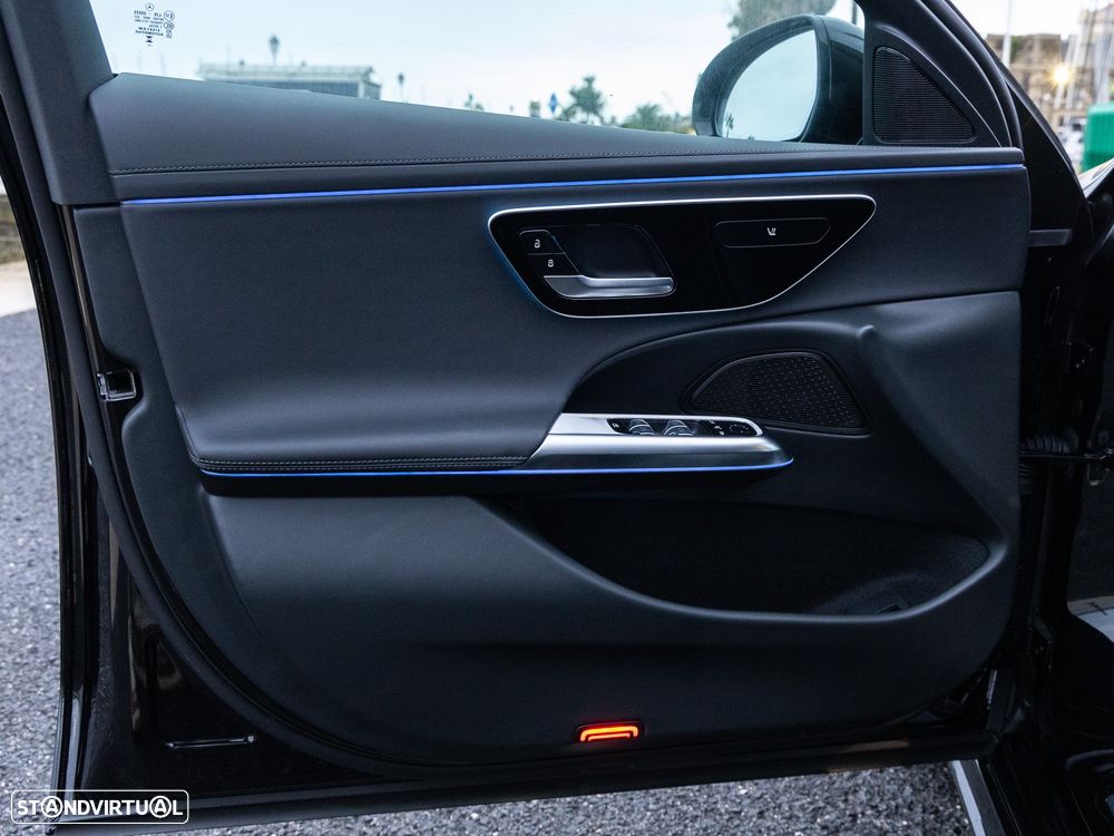 Mercedes-Benz E 300 de - 21