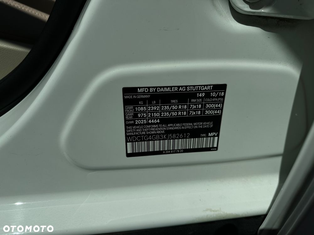 Mercedes-Benz GLA 250 4Matic 7G-DCT - 31