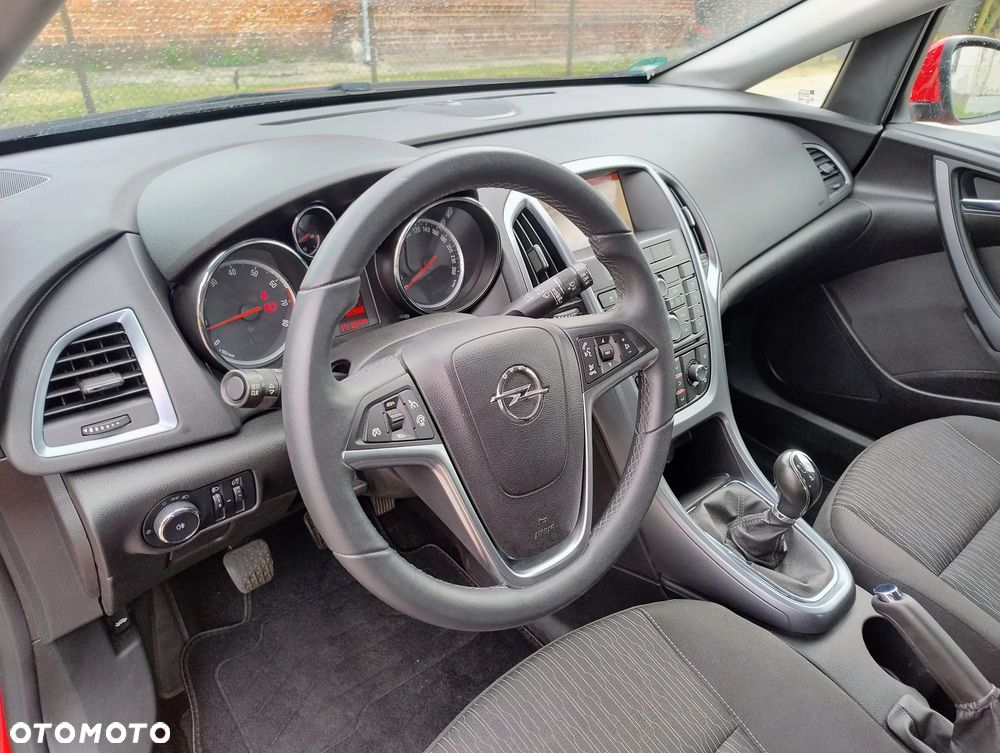 Opel Astra 1.6 Design Edition - 9
