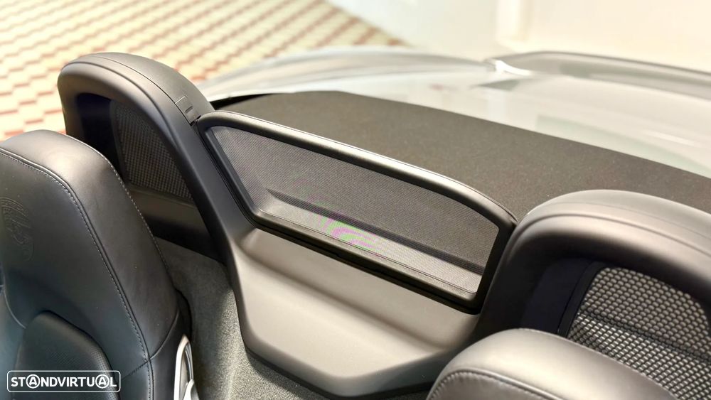 Porsche 718 Boxster 4.0 25 Anos PDK - 23
