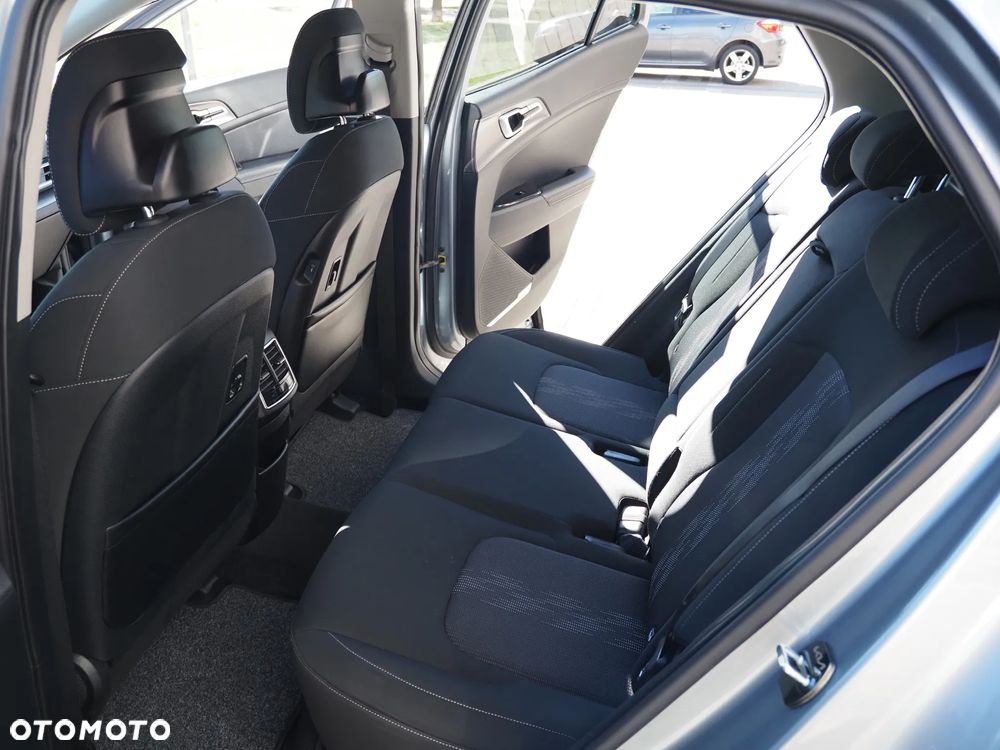 Kia Sportage 1.6 T-GDI PHEV L 4WD - 17