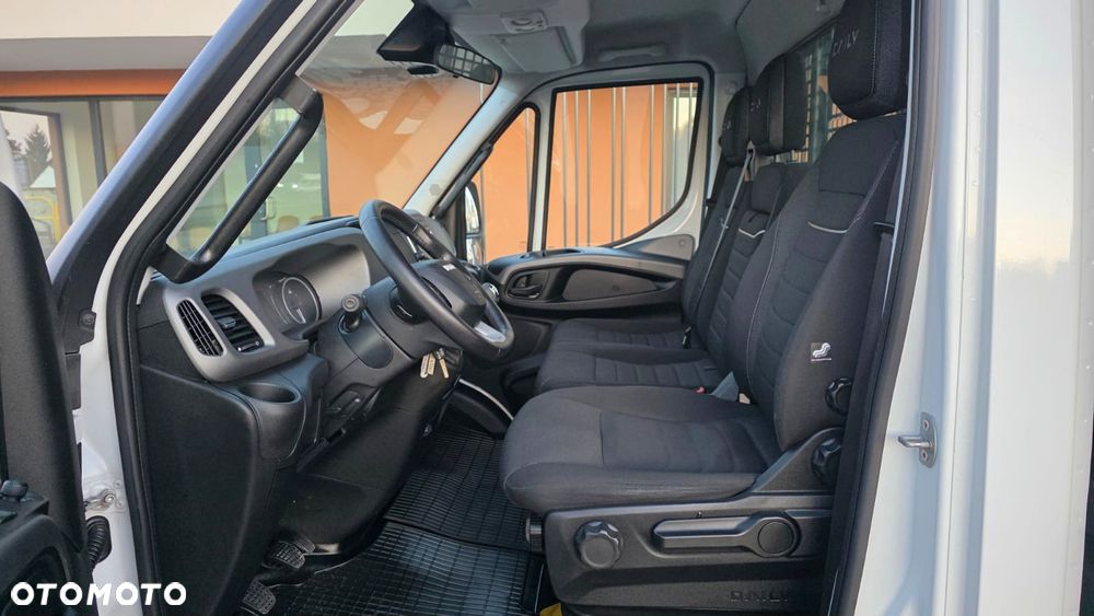 Iveco ❗️❗️DAILY 3.0 180KM MAXI 50C18 JAK NOWY ❗️❗️NOWY MODEL / SKRZYNIA OTWARTA SCATOLINI / 3500KG HAK / PIERWSZY WŁASCICIEL / NAVI / KAMERA COFANIA / FULL LED / TEMPOMAT AKTYWNY / BLIŹNIAKI / BURTY ALUMINIOWE / WERSJA WZMOCNIONA / FULL OPCJA / SERWIS ASO / SALON POLSKA / 35C15 50C15 35C18❗❗ JAK Z SALONU - NOWY -❗❗ - 33