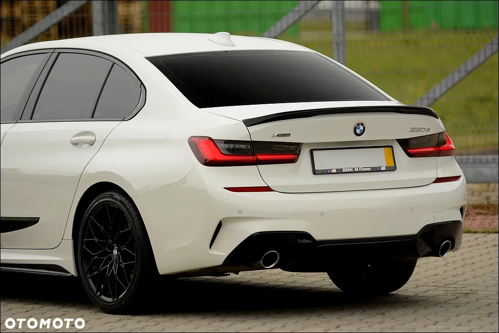 BMW Seria 3 320d xDrive M Sport sport - 9