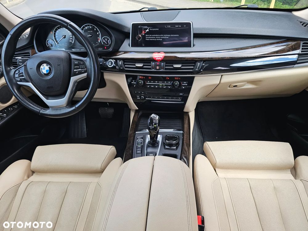 BMW X5 xDrive35i - 14