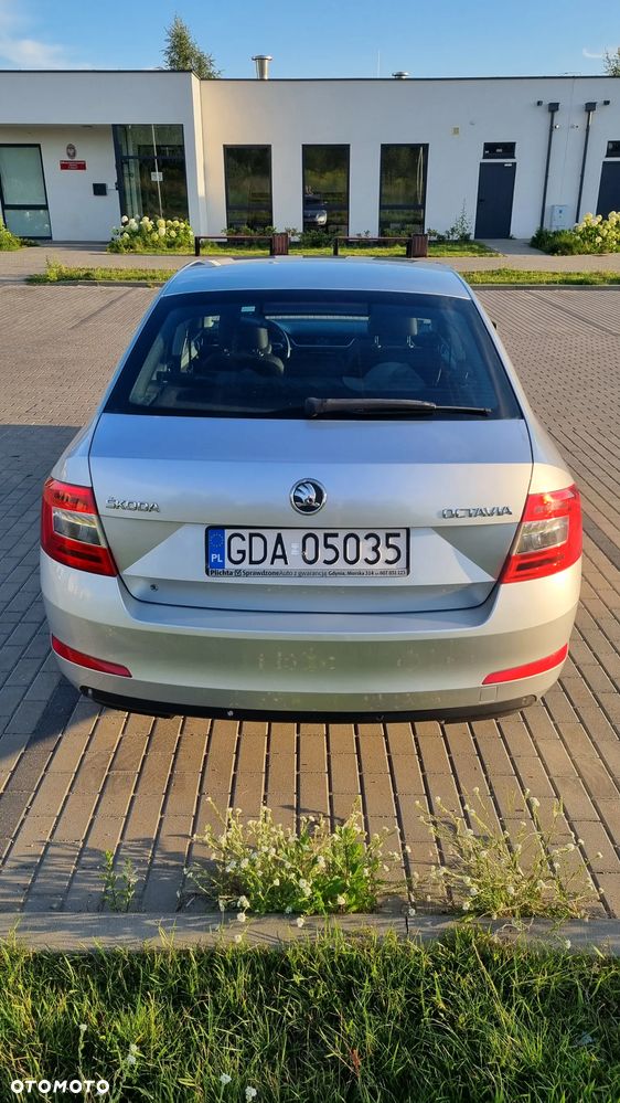 Skoda Octavia 1.4 TSI Ambition - 8