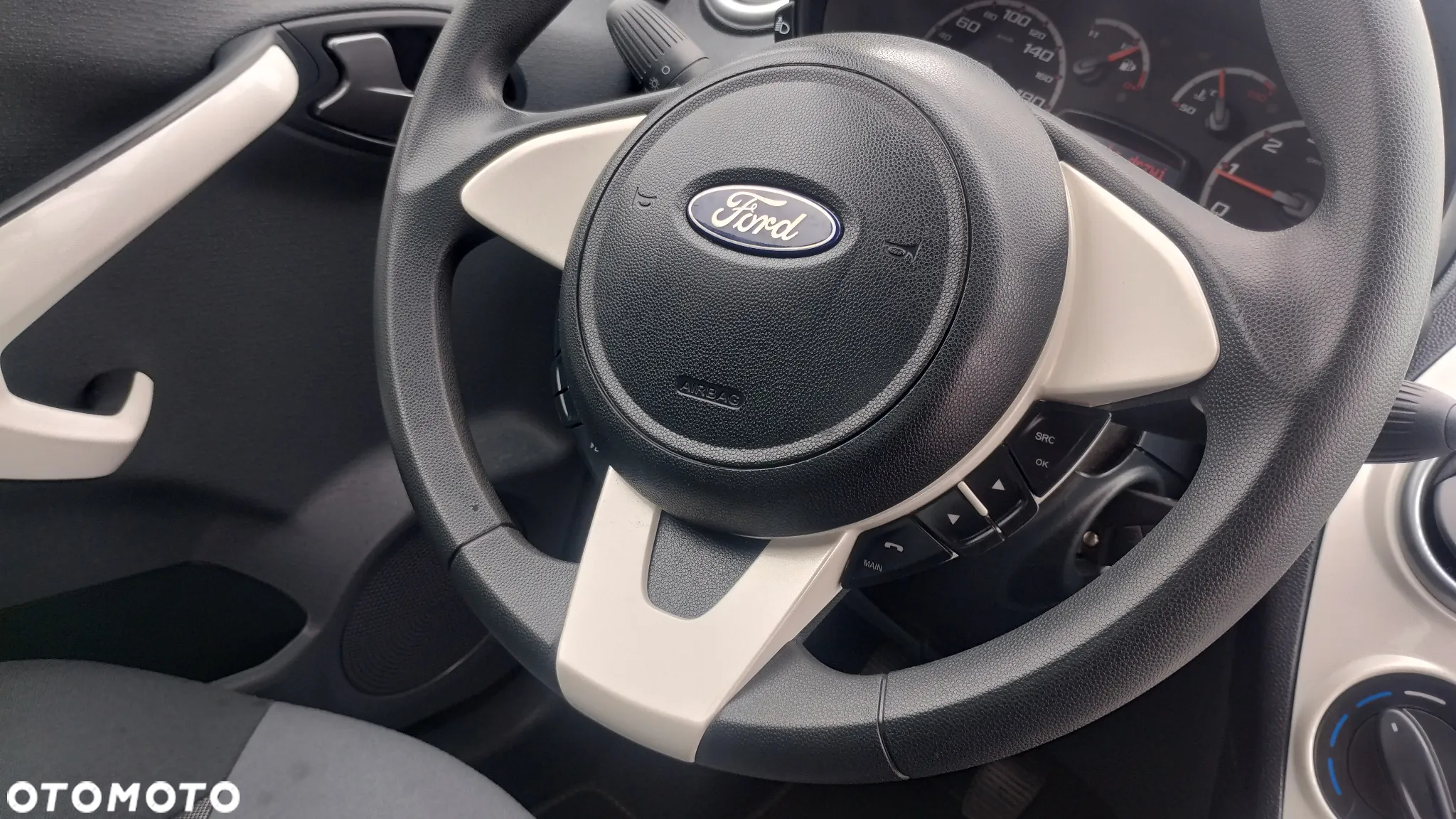 Ford KA 1.2 Start-Stopp-System Titanium - 29