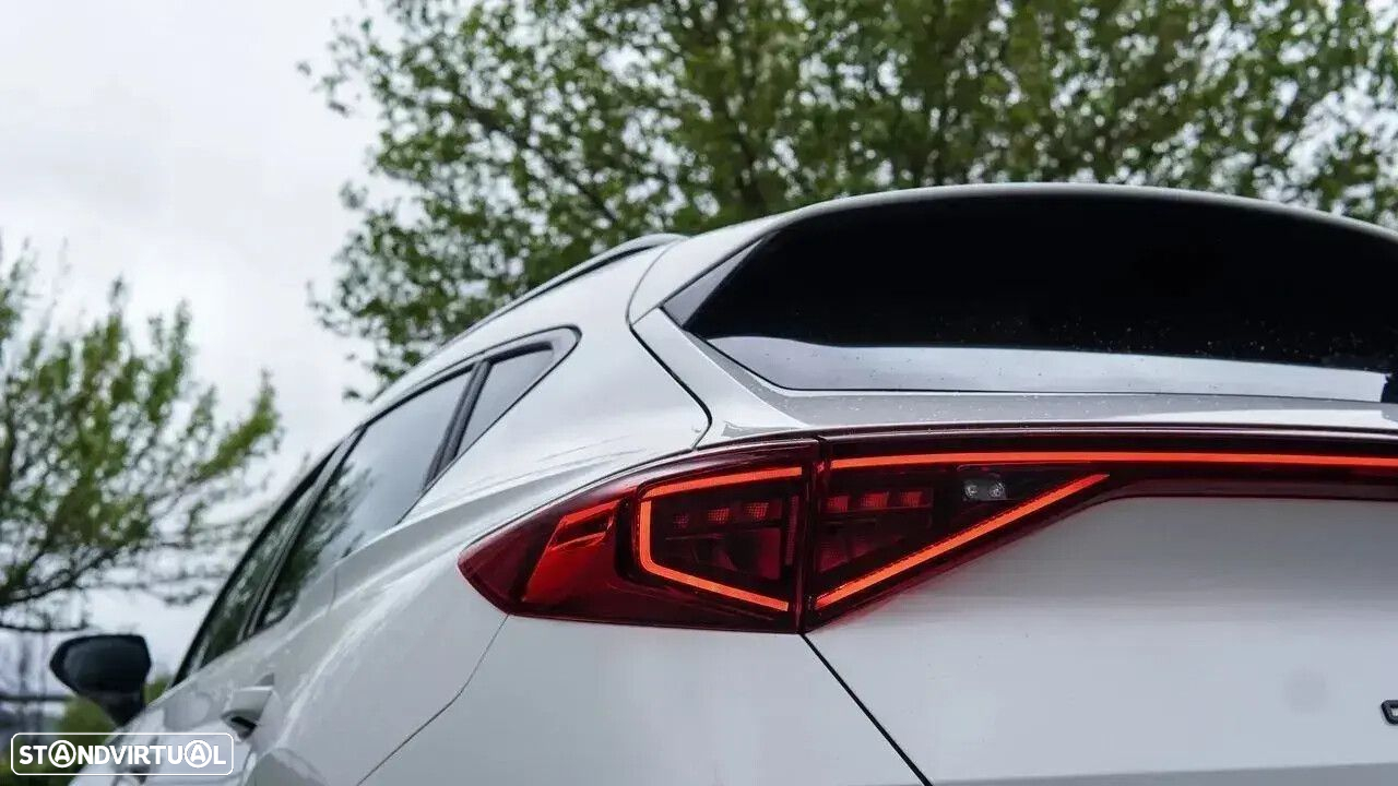 Cupra Formentor 1.4 e-Hybrid Plus DSG - 16