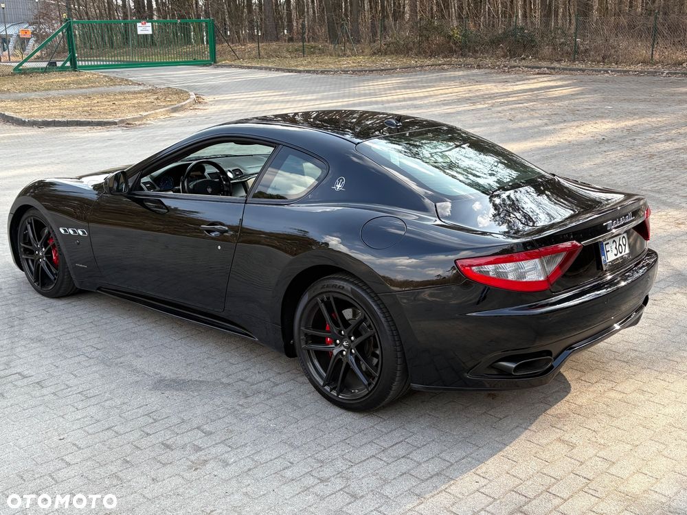Maserati GranTurismo S Automatik - 9