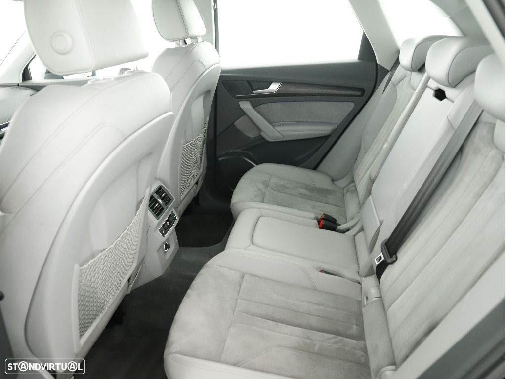 Audi Q5 55 TFSIe quattro Sport S tronic - 22