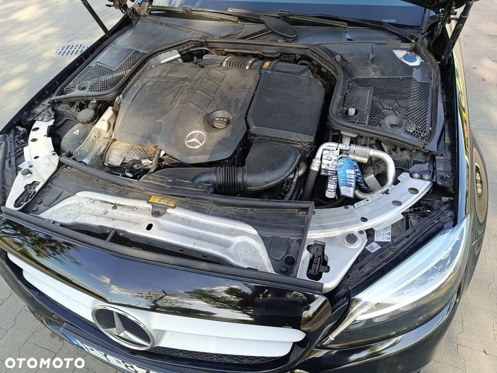 Mercedes-Benz Klasa C 200 d 9G-TRONIC - 23