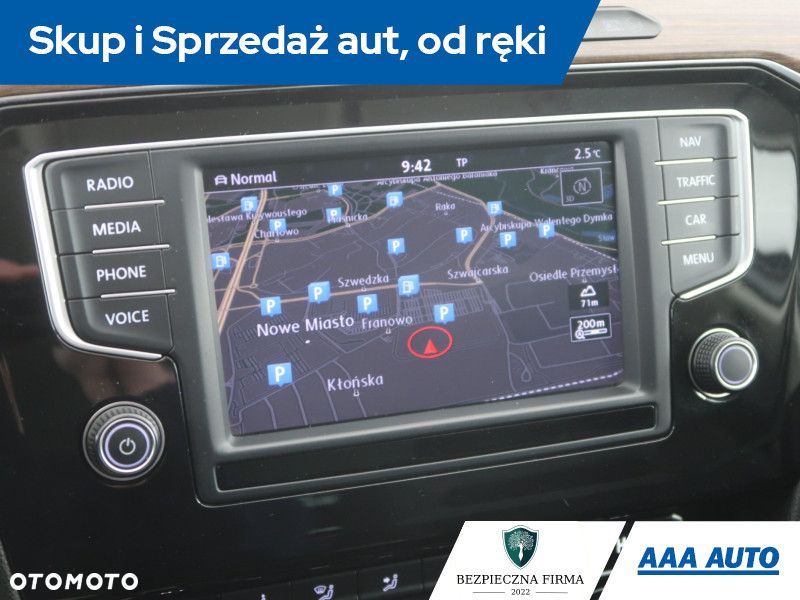 Volkswagen Passat Variant - 15