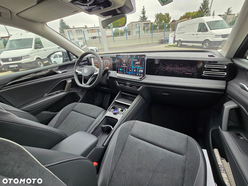 Volkswagen Tiguan 1.5 eTSI Elegance DSG - 18