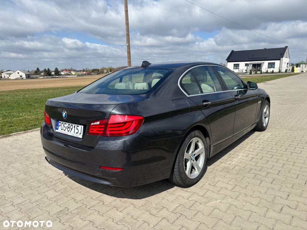 BMW Seria 5 520d Efficient Dynamics - 6
