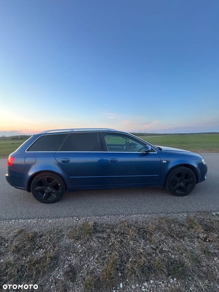Audi A4 Avant - 4